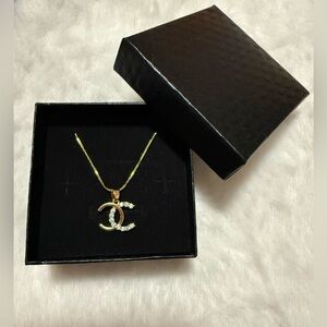 CC Fashion Jewelry Elegant Goldtone Pendant Necklace
